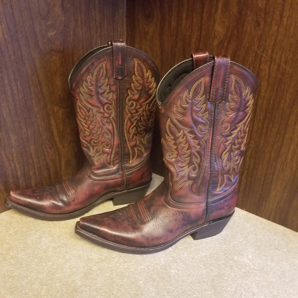 Authentic Laredo ladies cowboy boots sz 7